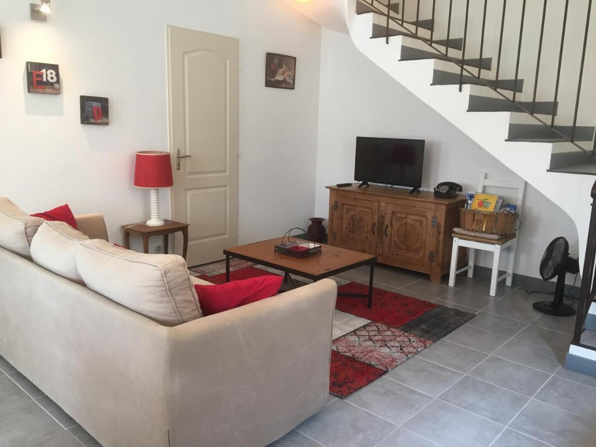 Maison De Vacances Jocelyne Lauris المظهر الخارجي الصورة